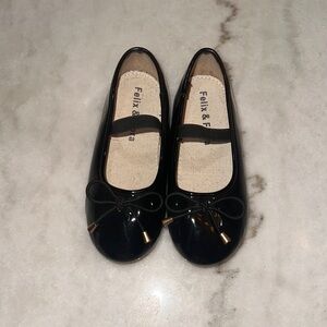 Feliz and flora Elegant Black Dress‎ girl Shoes with Bow Detail size 9